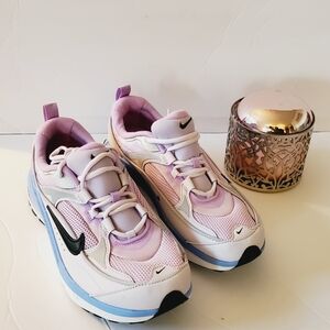 Nike Women's Air Max Bliss Sneakers Size 9